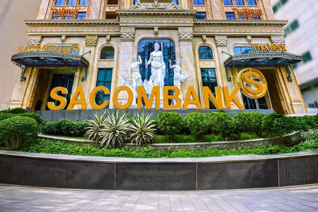 Sacombank Q1: Chiến lược dịch chuyển thu nhập và bài toán phòng thủ