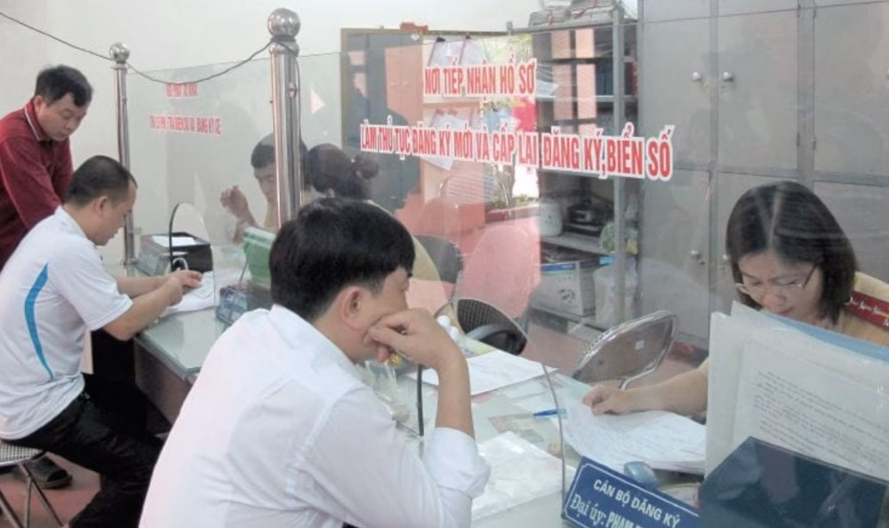Việc nắm rõ quy trình thu hồi và đăng ký lại là điều kiện tiên quyết để hoàn tất sang tên xe đúng luật.